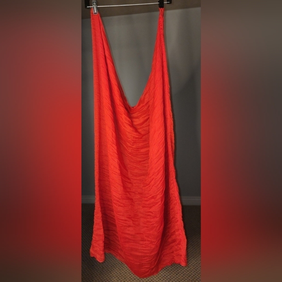 Red Infinity Scarf - Picture 2 of 5